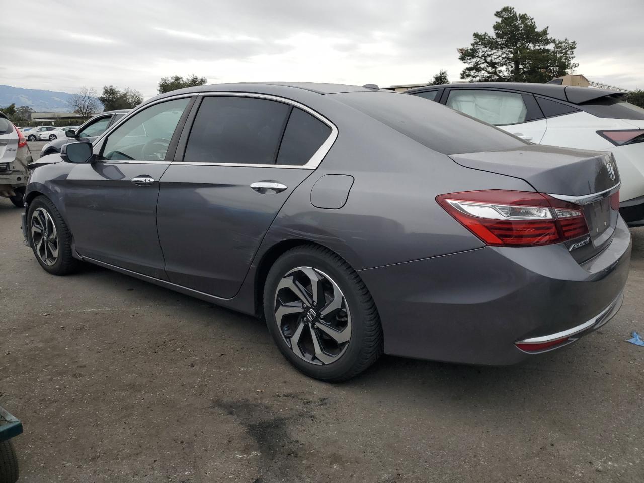 2016 Honda Accord - Image 2