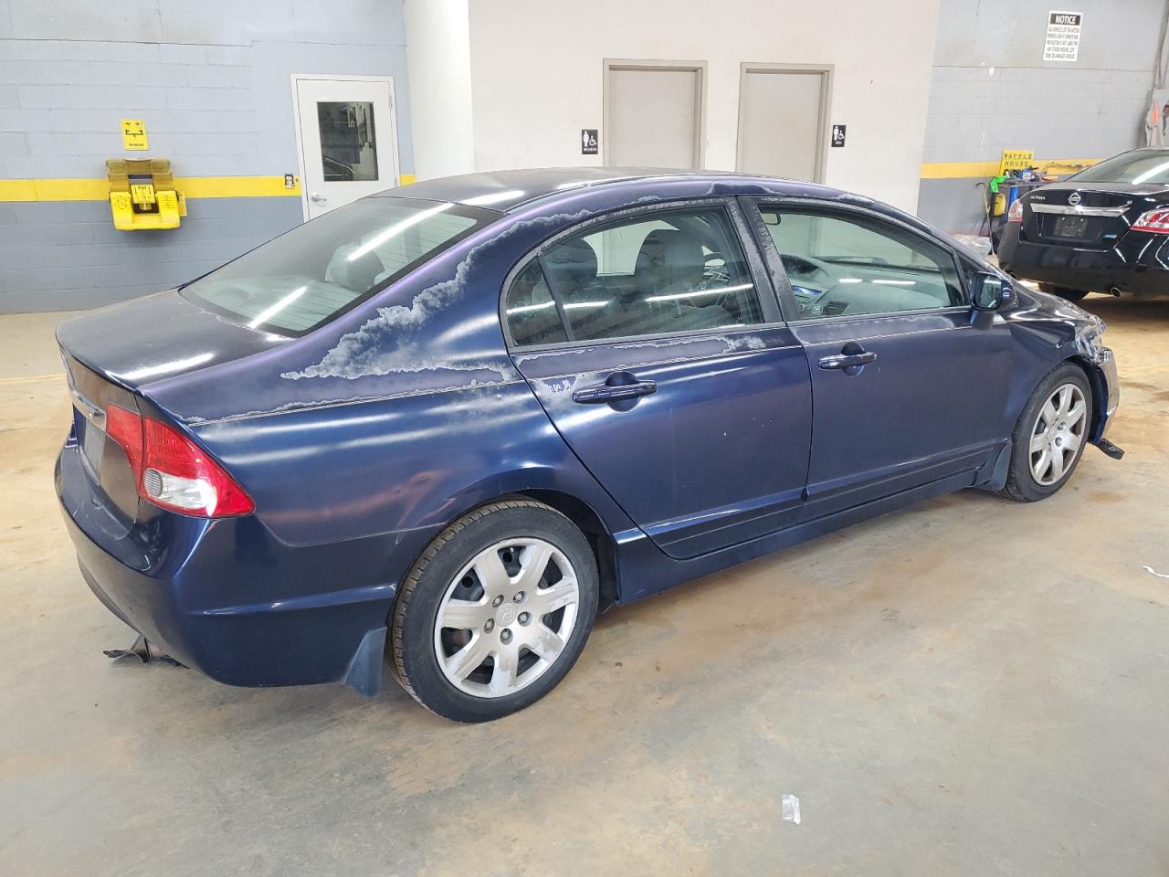 2011 Honda Civic - Image 3