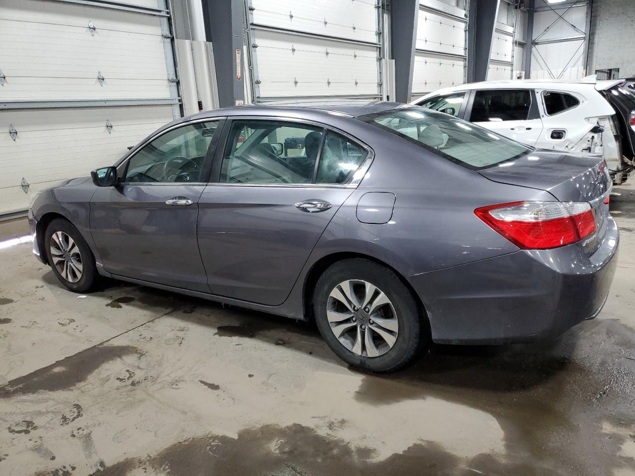 2015 Honda Accord - Image 2