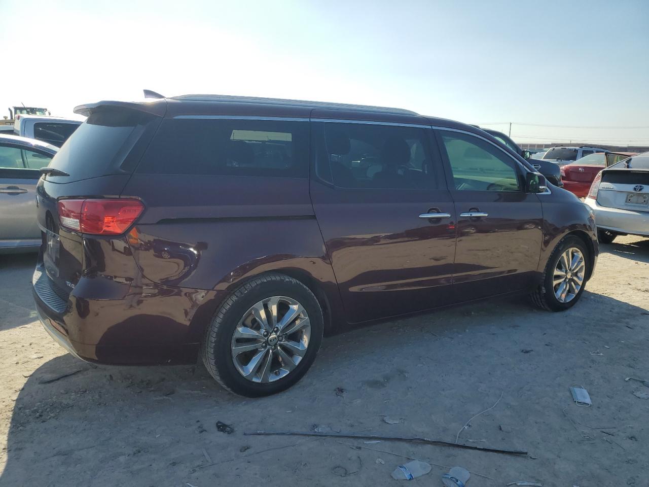 VIN KNDME5C13G6130317 2016 KIA SEDONA no.3