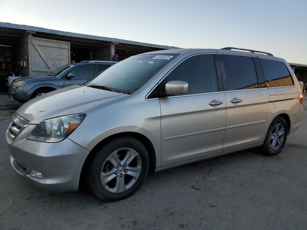 2005 Honda Odyssey - Image 1