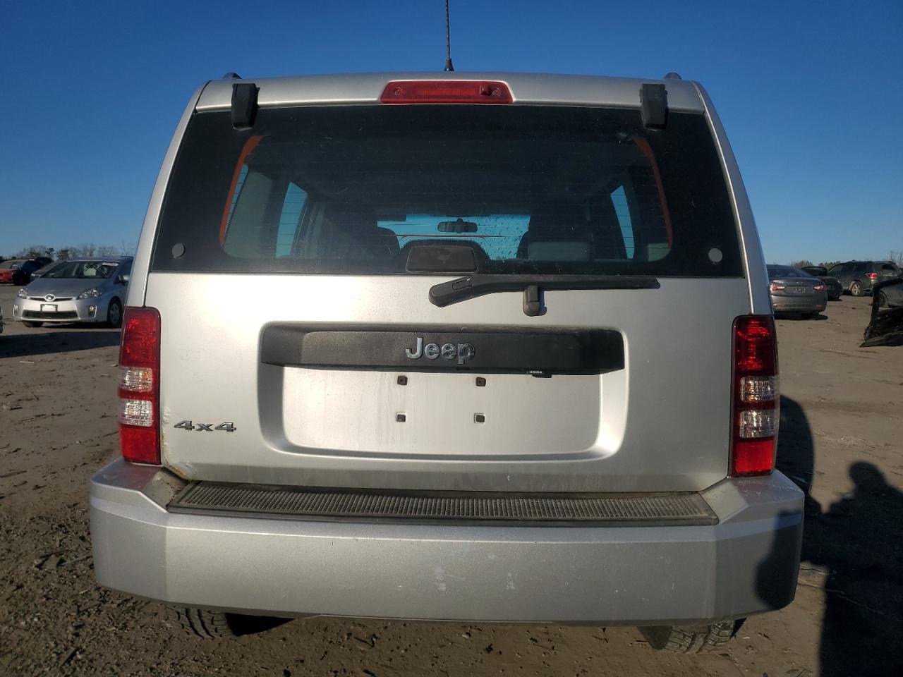 2012 Jeep Liberty (North America) - Image 6