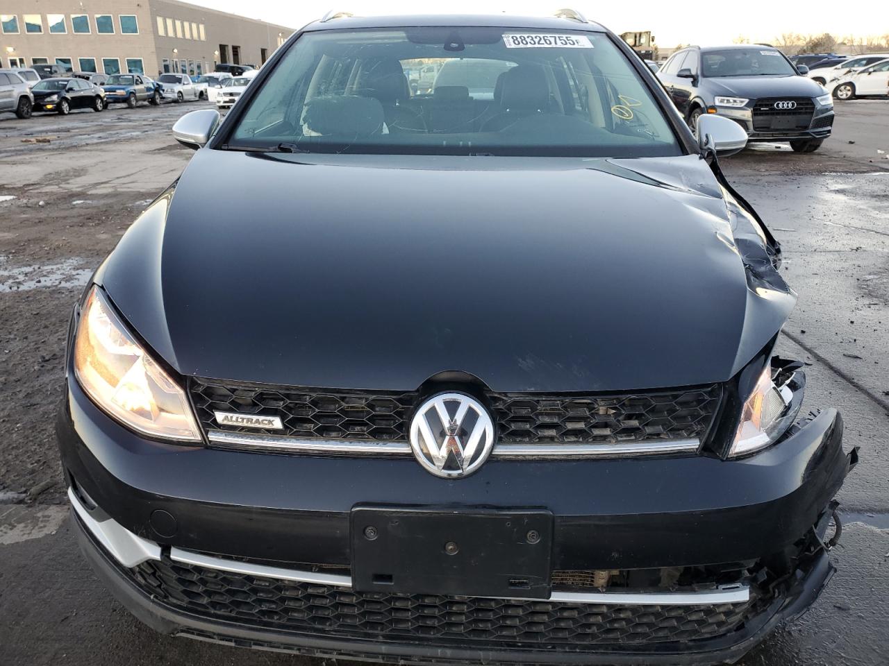 2017 Volkswagen Golf - Image 5