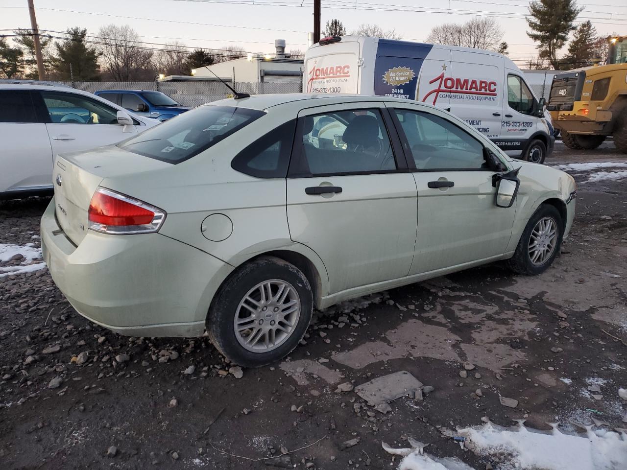 2010 Ford Focus - Image 3