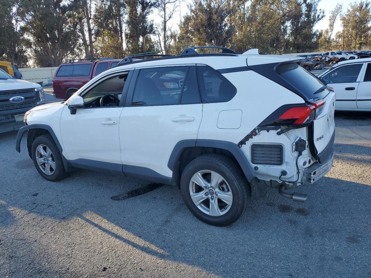 2T3W1RFV7KC020129 2019 TOYOTA RAV 4 - Image 2