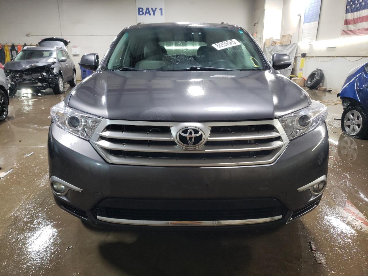 2012 Toyota Highlander - Image 5