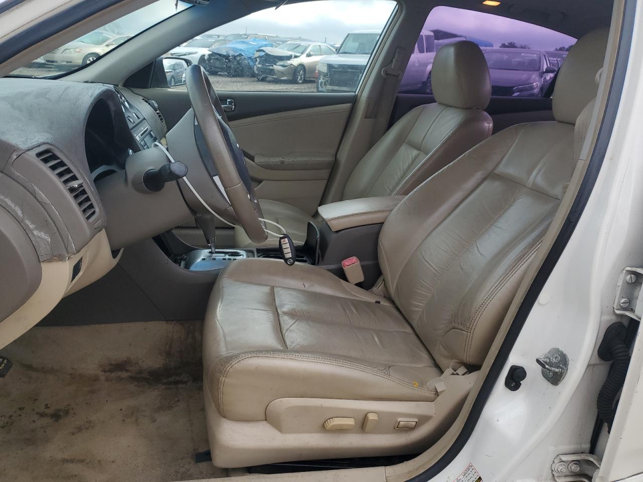 2010 Nissan Altima - Image 7