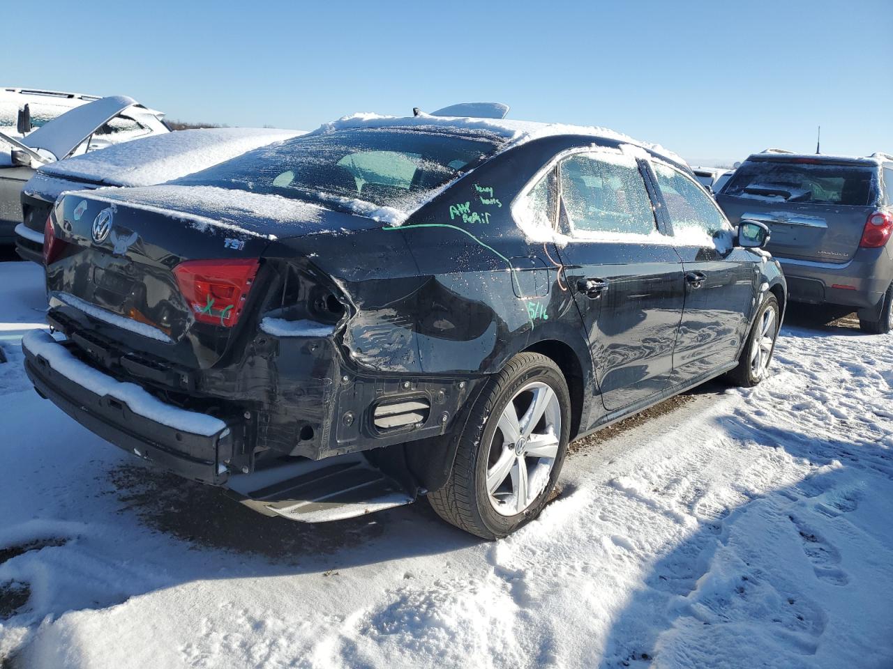 2015 Volkswagen Passat - Image 3