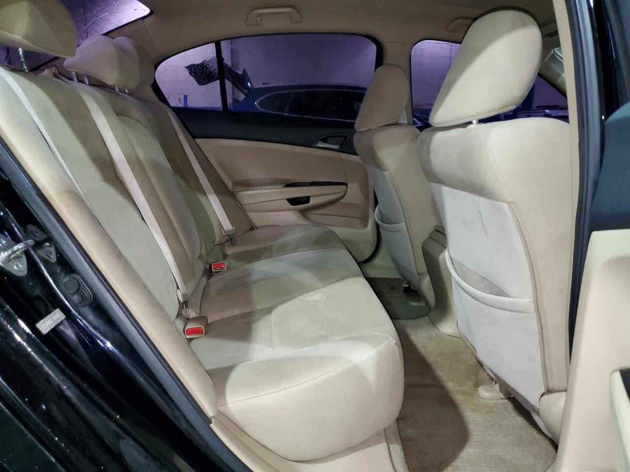 2011 Honda Accord - Image 10