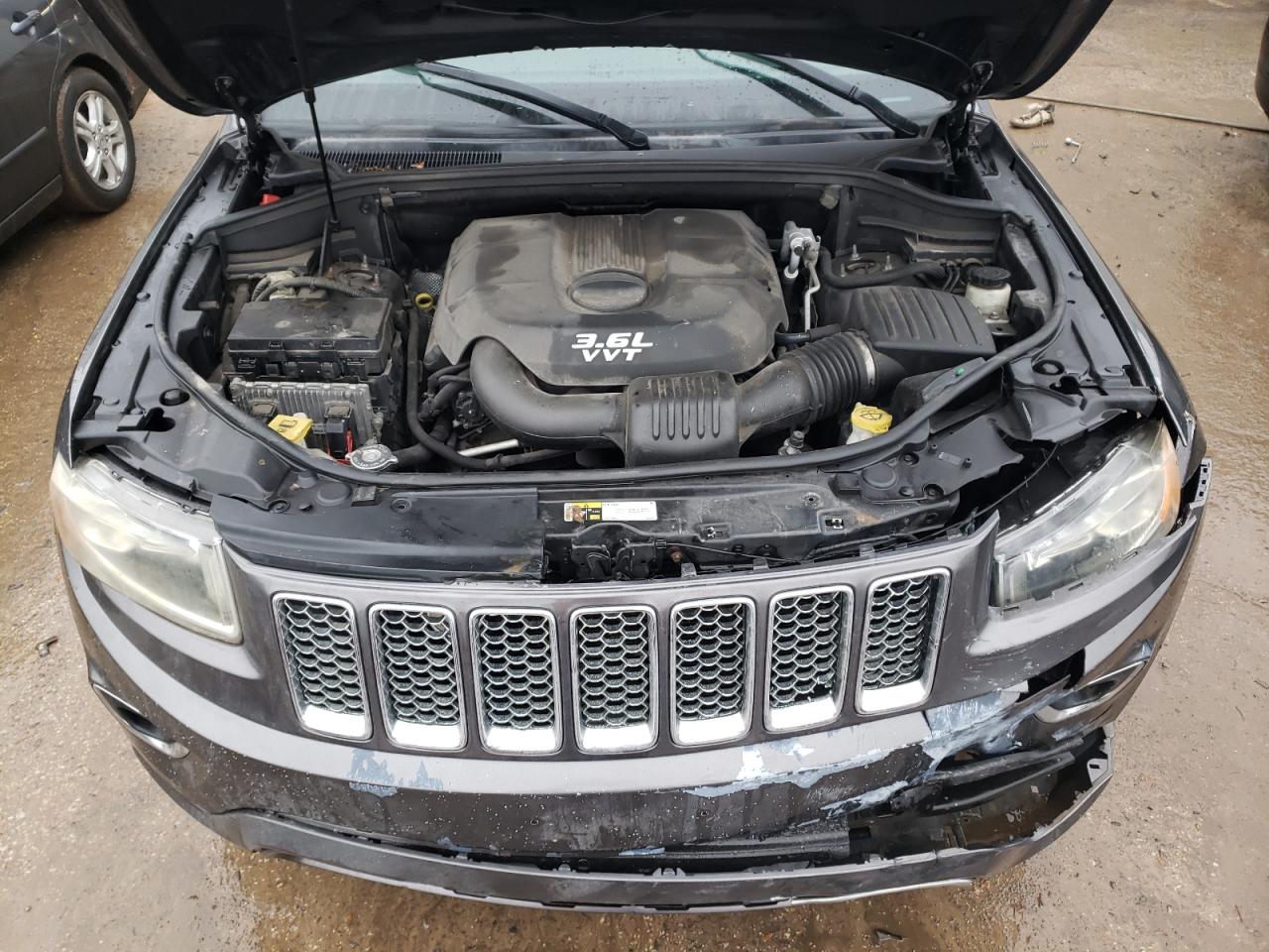 2014 Jeep Grand Cherokee - Image 11