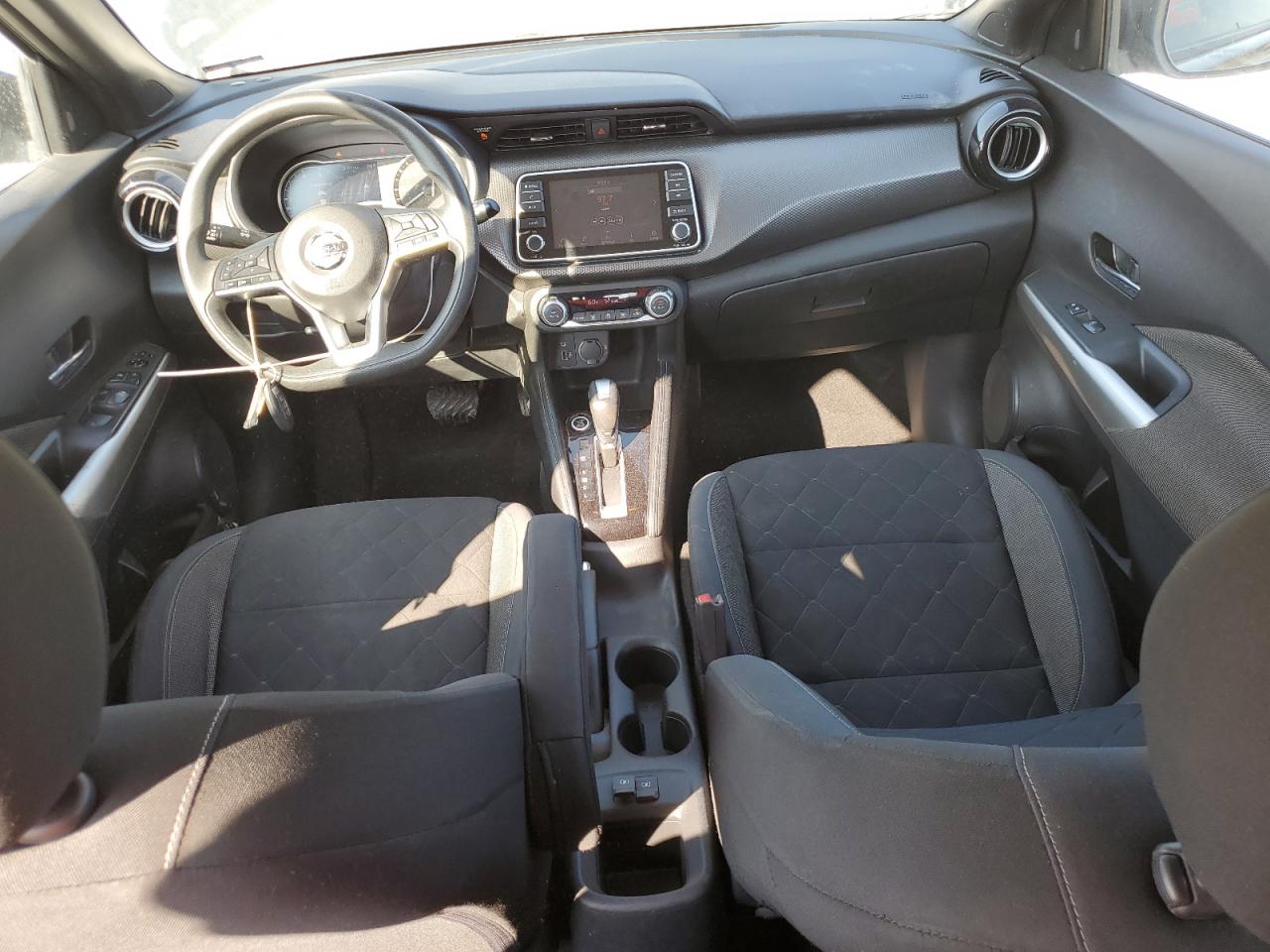2020 Nissan Kicks - Image 8
