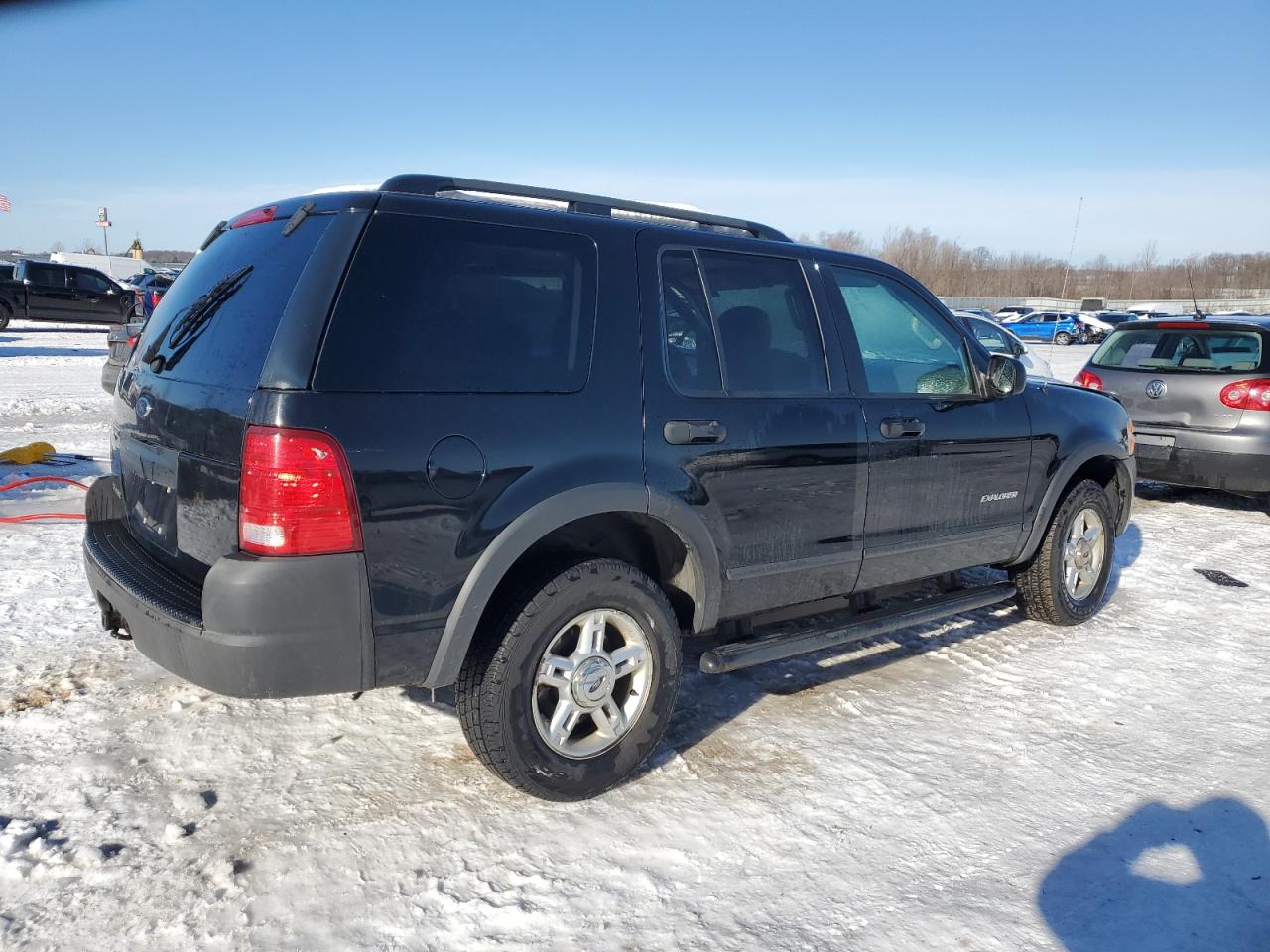 2004 Ford Explorer - Image 3