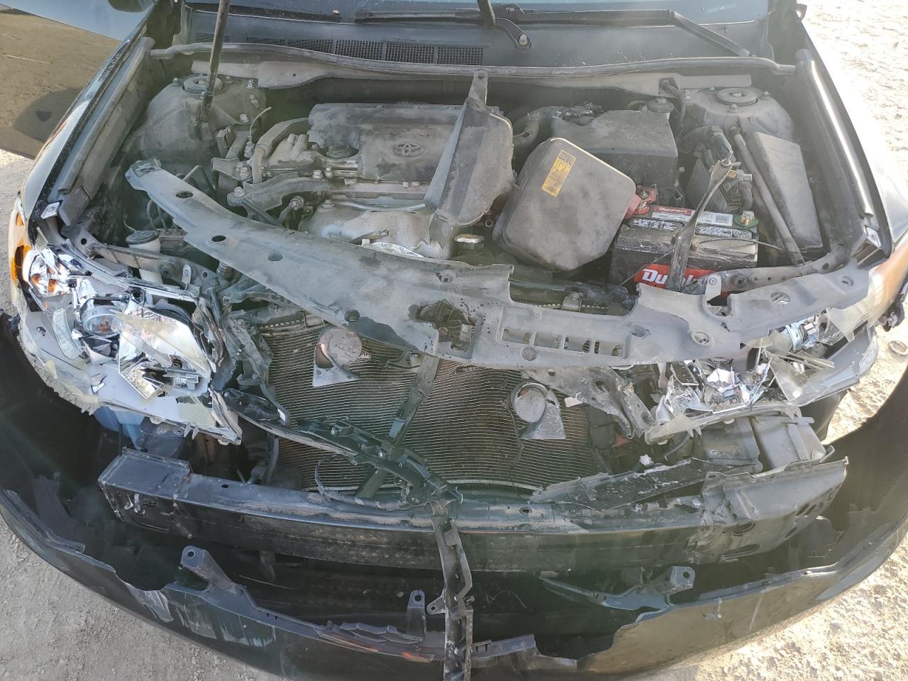 2014 Toyota Camry - Image 12