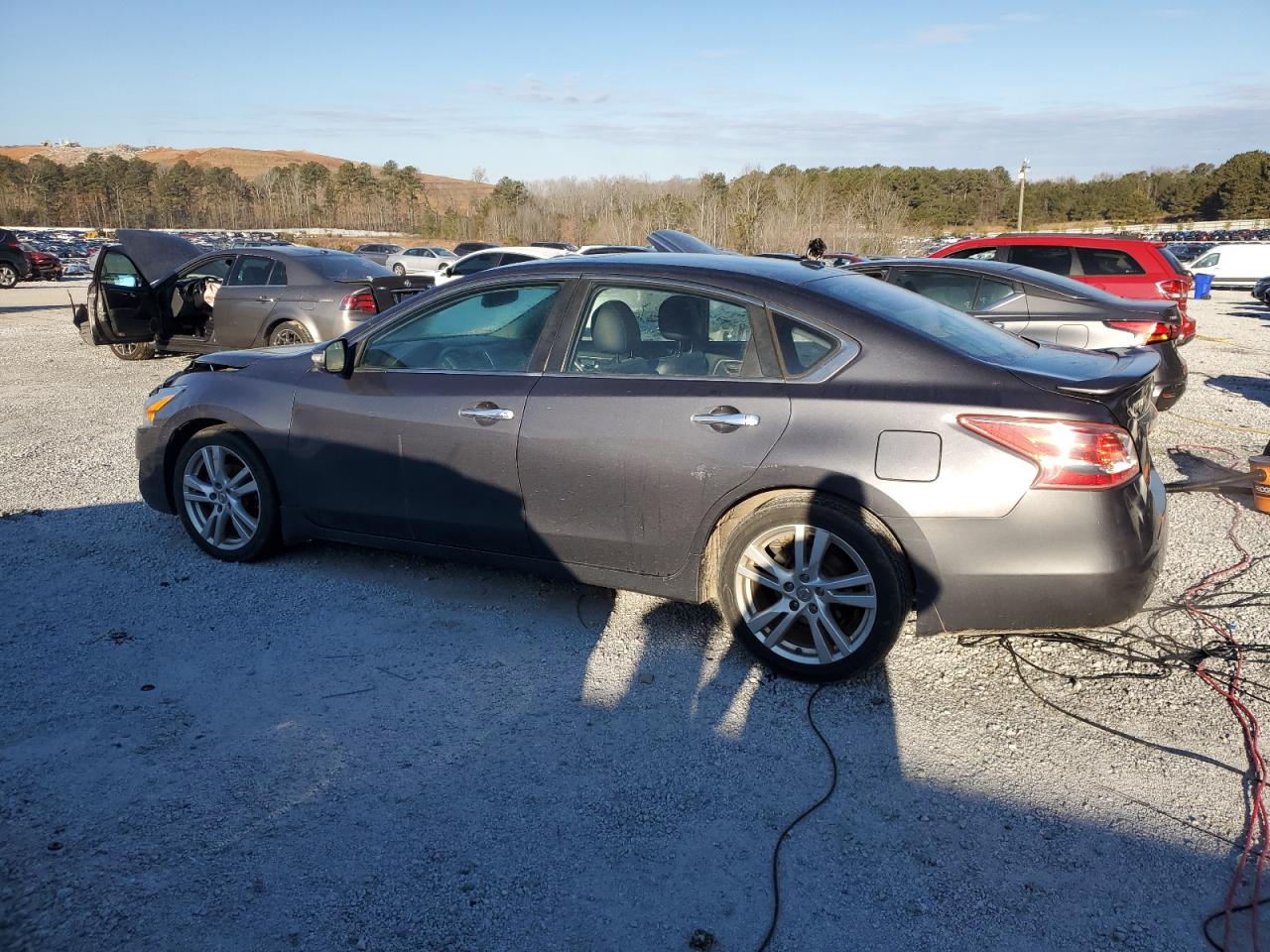 2013 Nissan Altima - Image 2