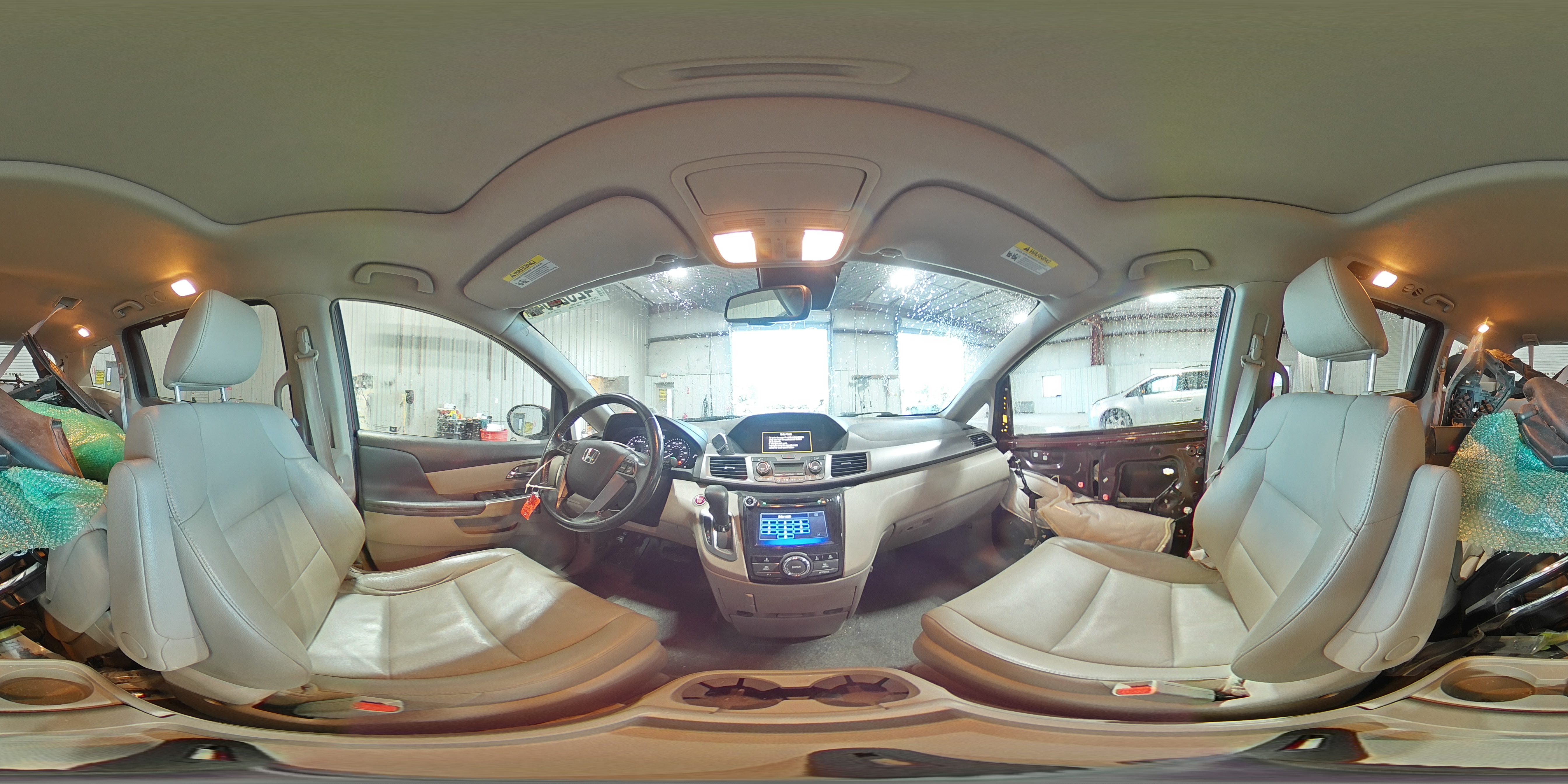 2016 Honda Odyssey - Image 16