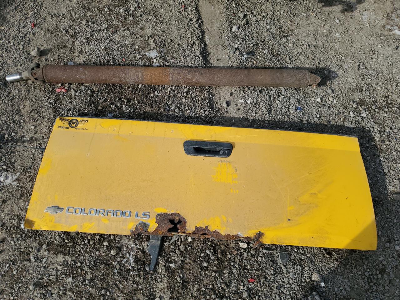 2005 Chevrolet Colorado - Image 12