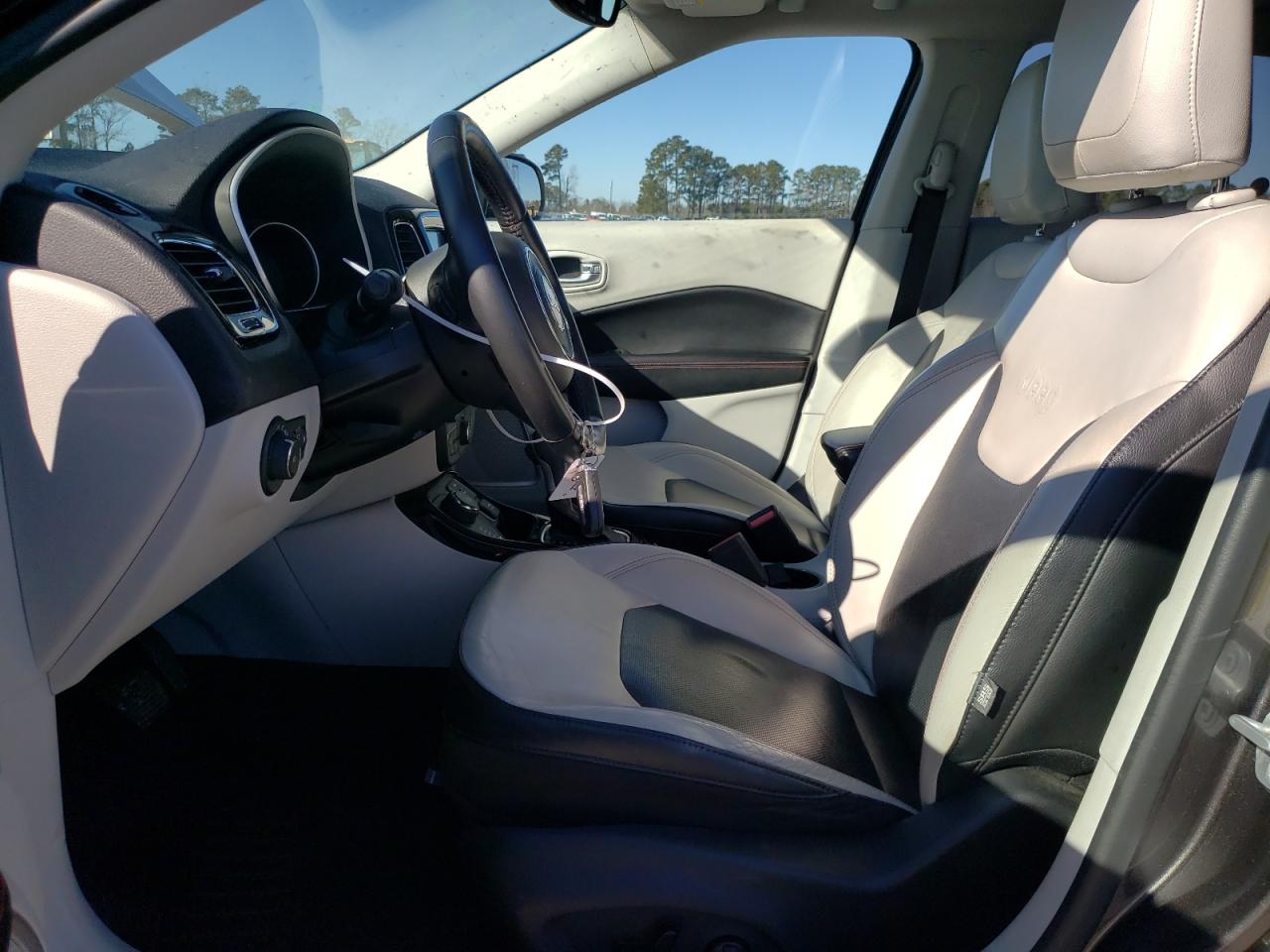 2018 Jeep Compass - Image 7