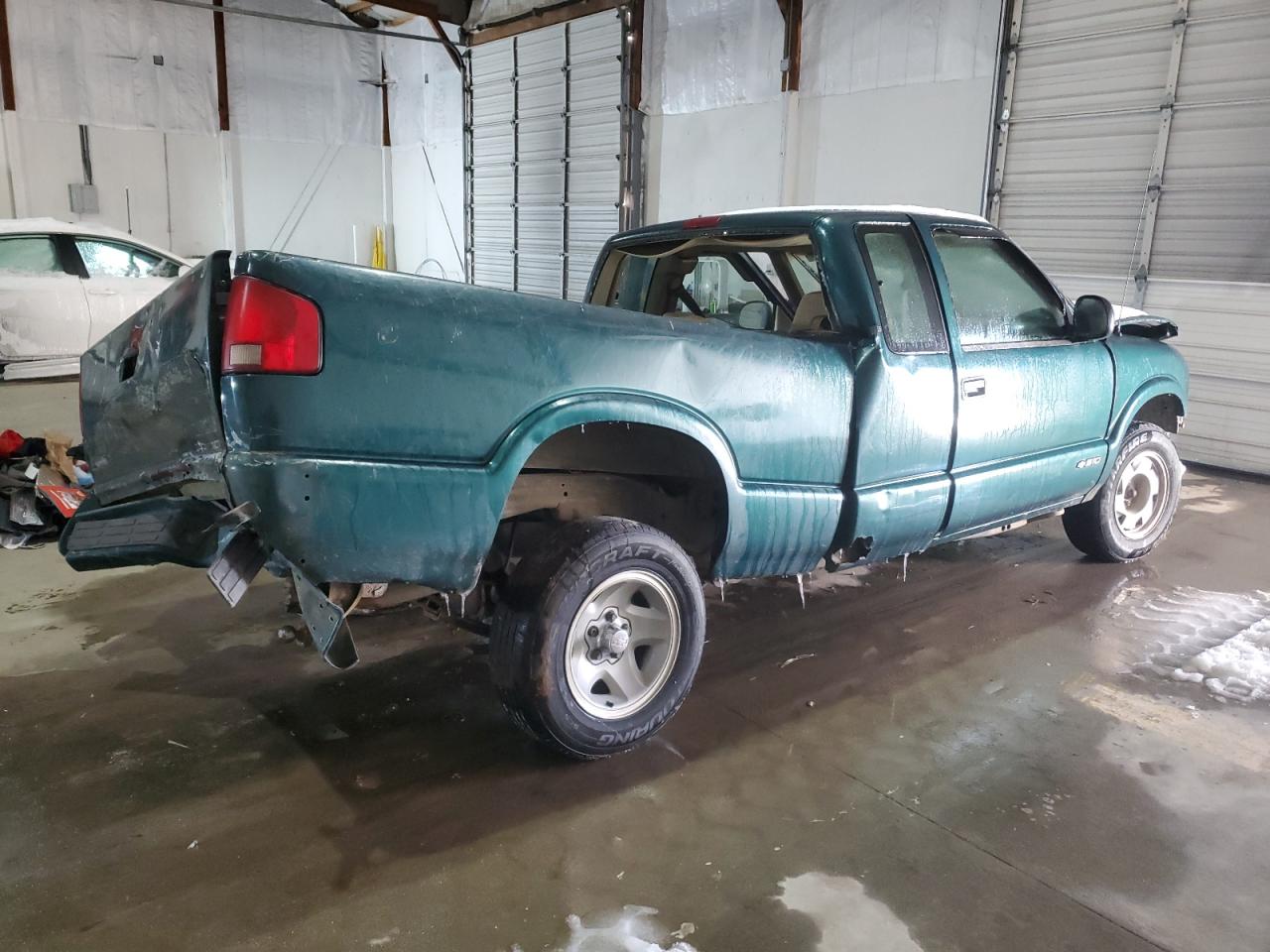 1997 Chevrolet S-10 Pickup - Image 3
