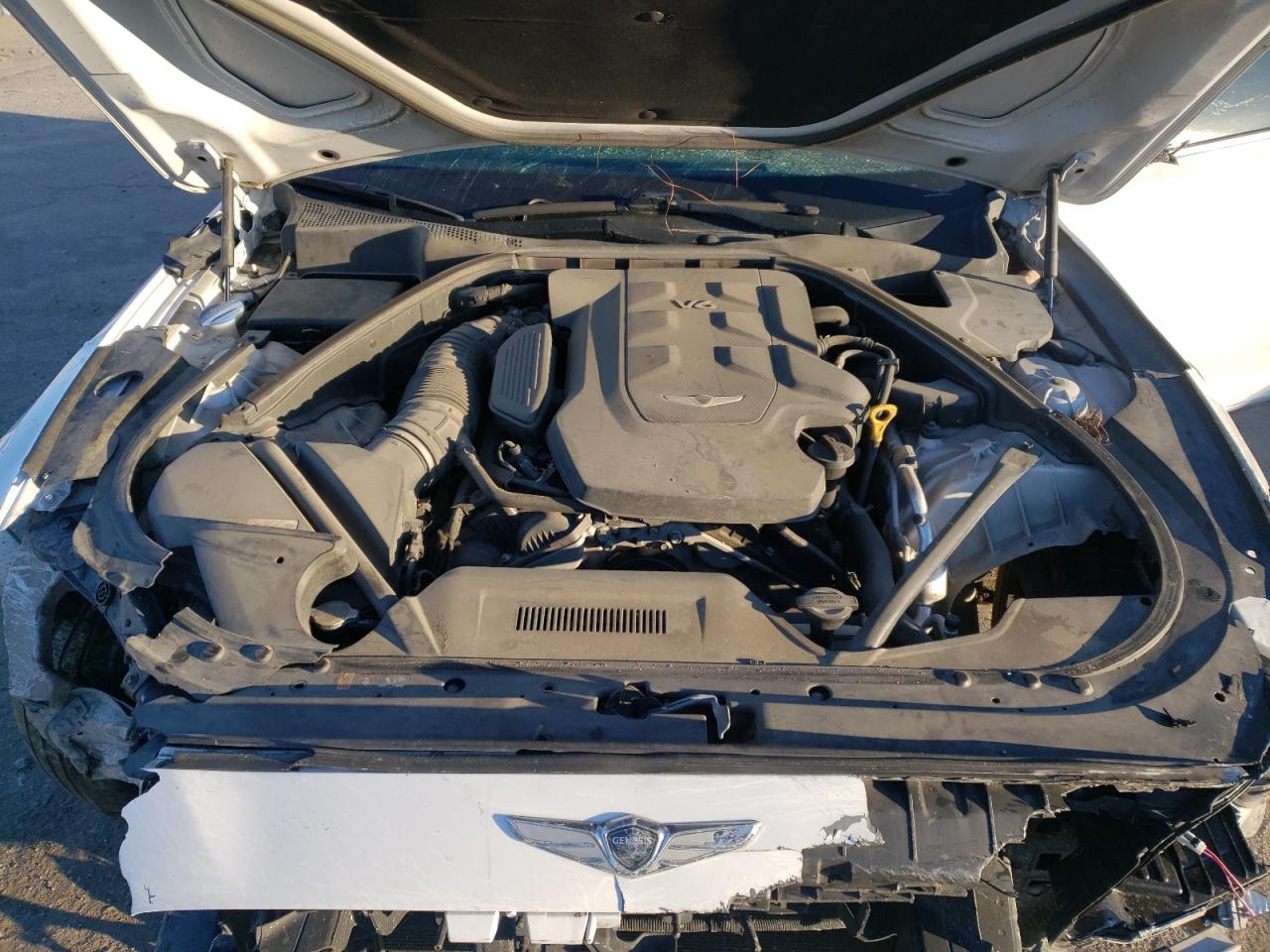 2017 Genesis G80 - Image 12
