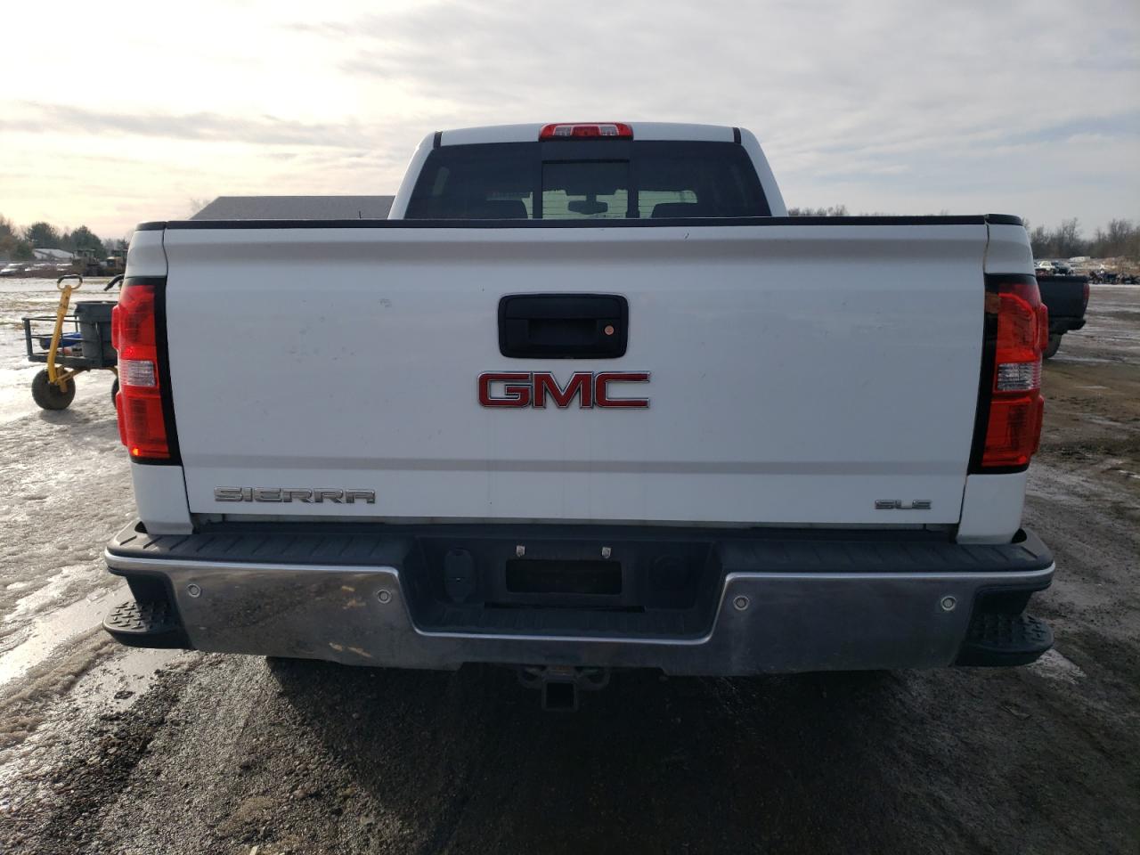 2015 GMC Sierra - Image 6