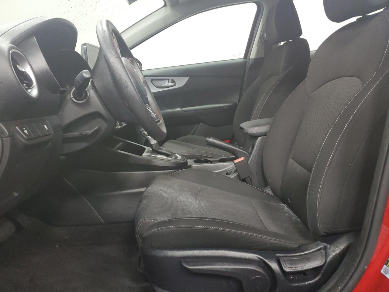 2024 Kia Forte - Image 7