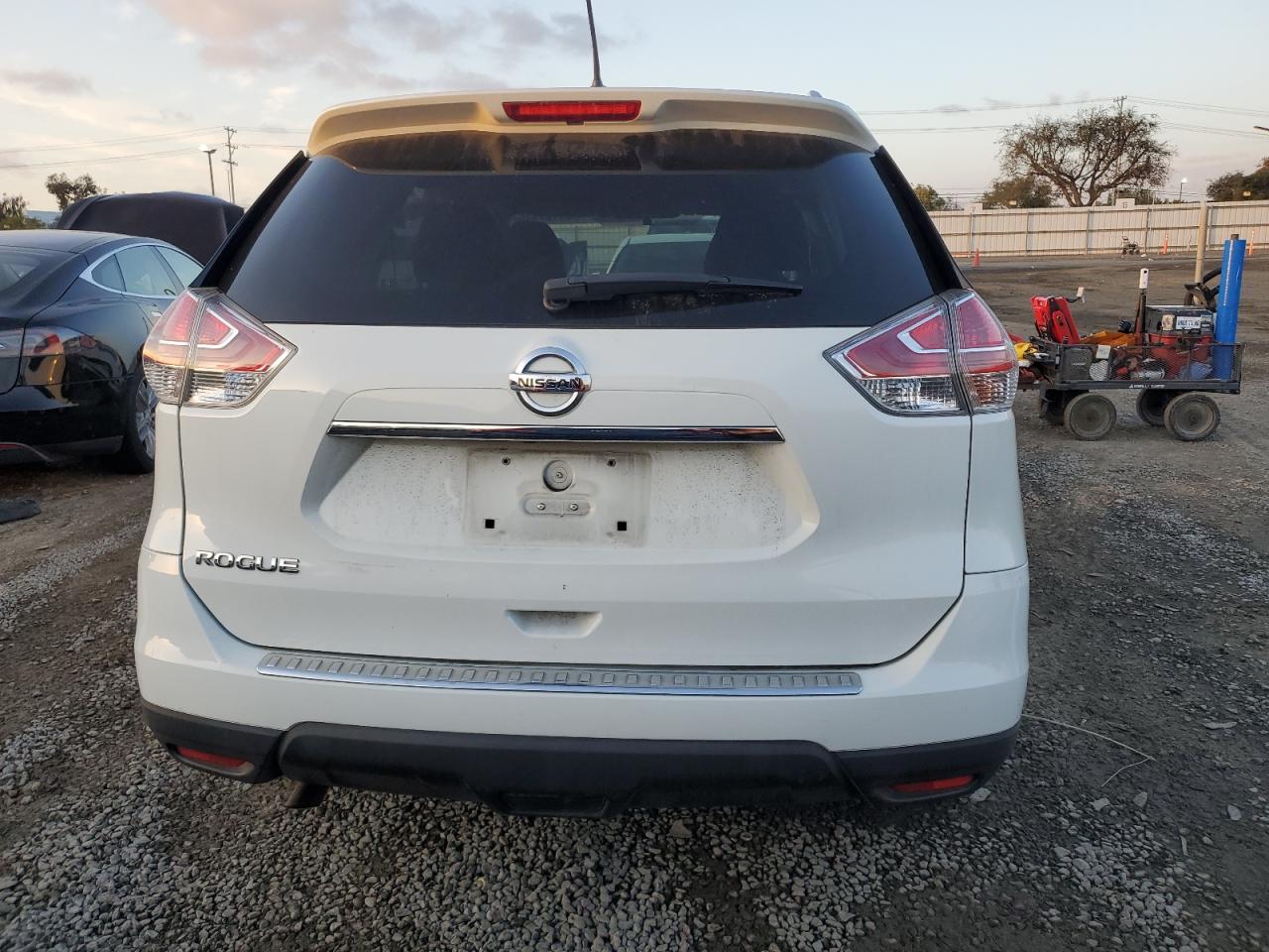 2016 Nissan Rogue - Image 6