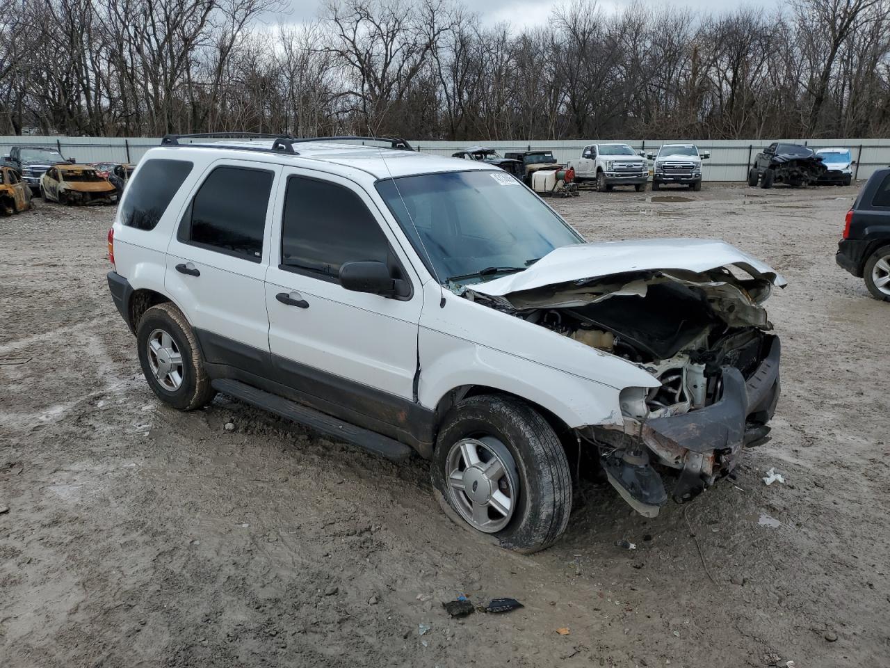 2004 Ford Escape - Image 4