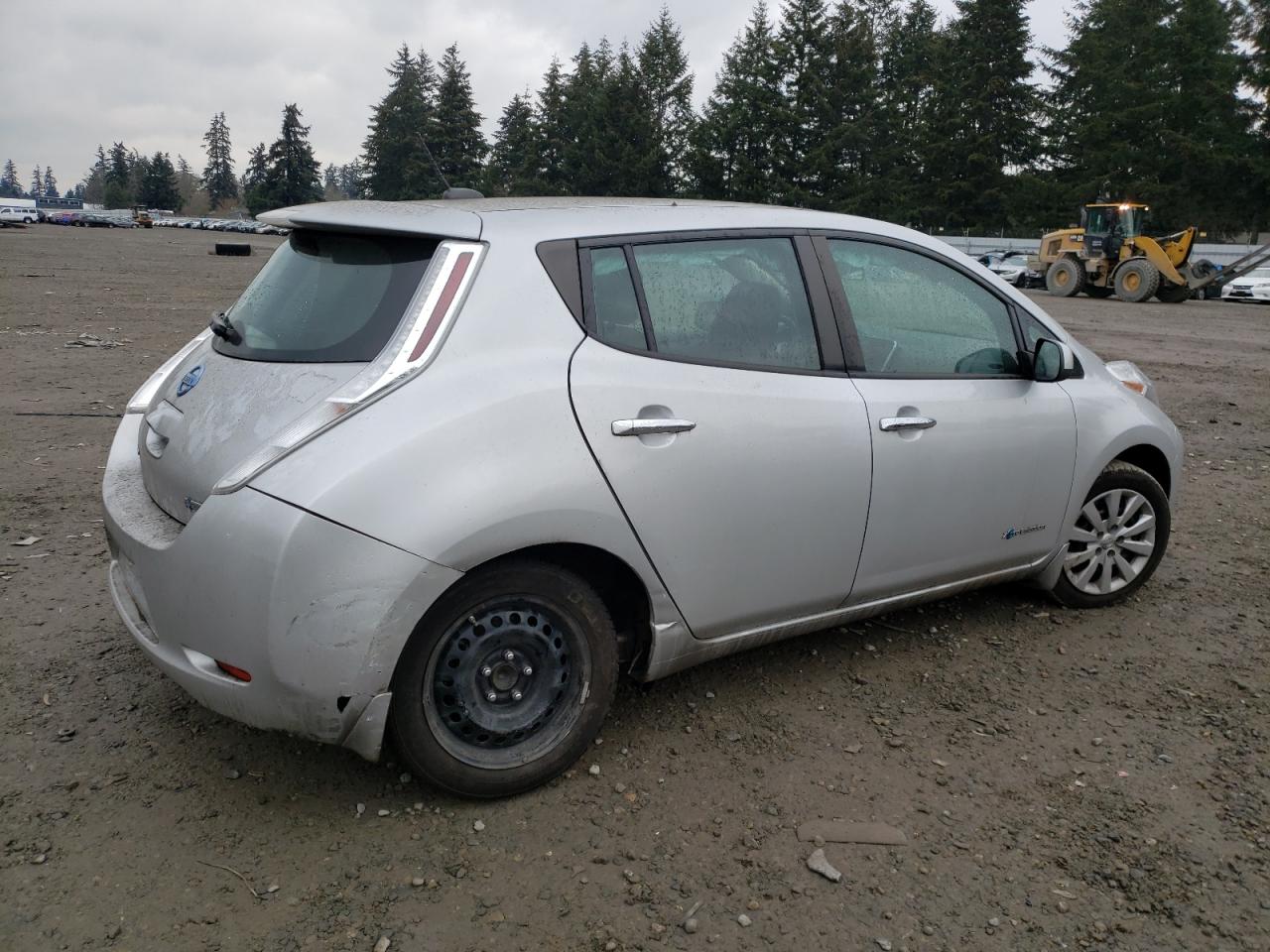 2015 Nissan Leaf - Image 3