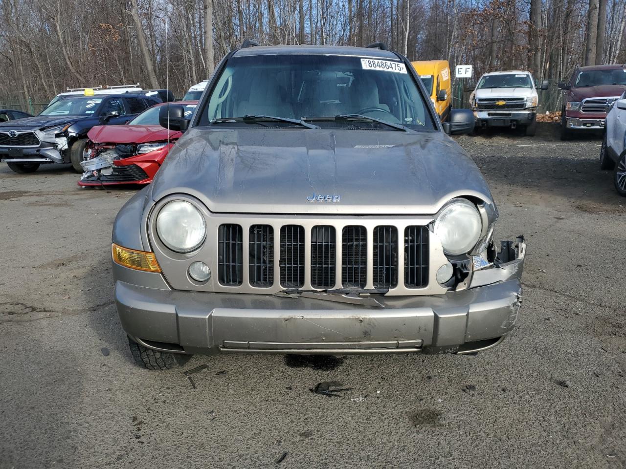 2007 Jeep Liberty (North America) - Image 5