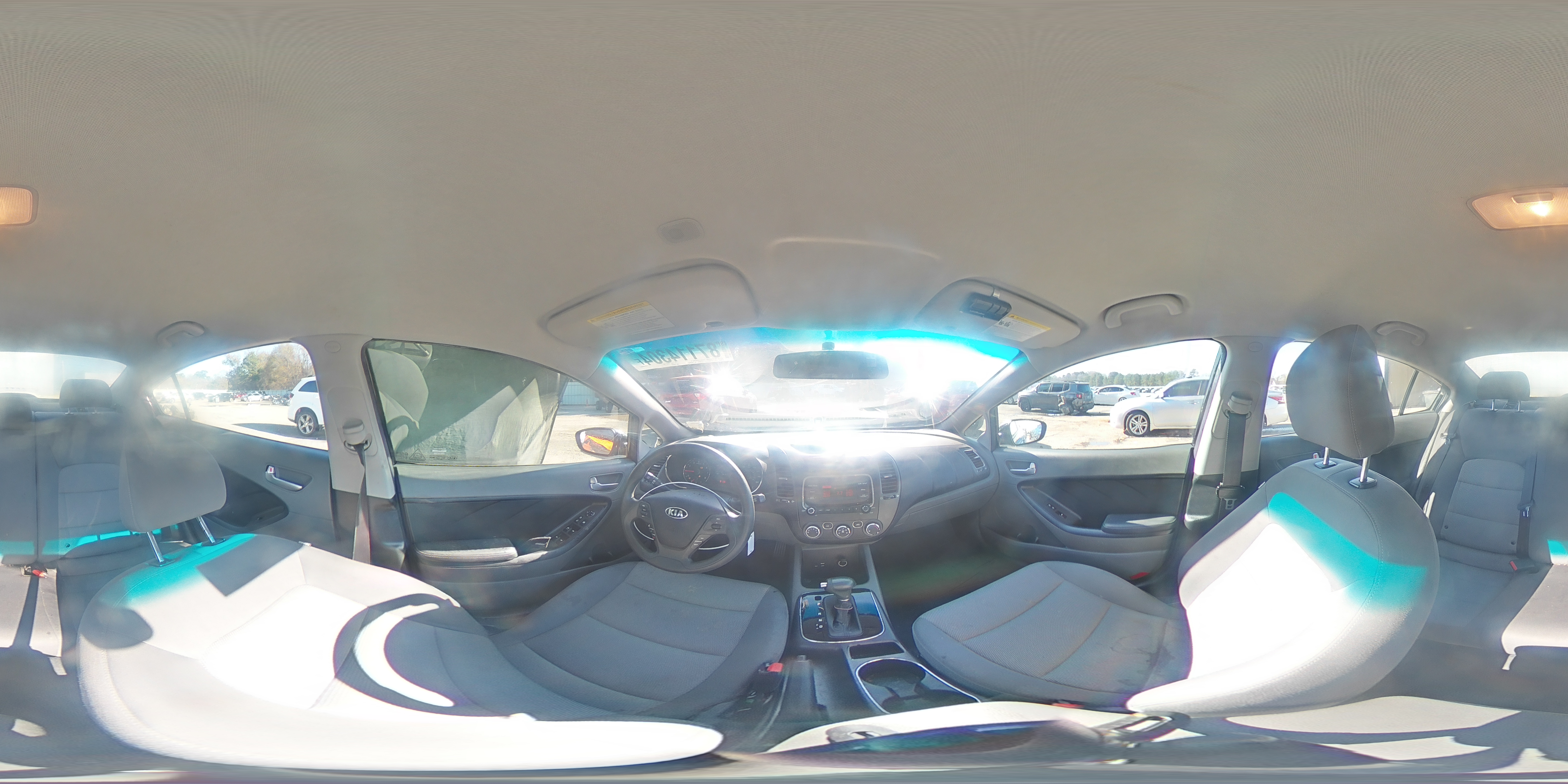 2017 Kia Forte - Image 14