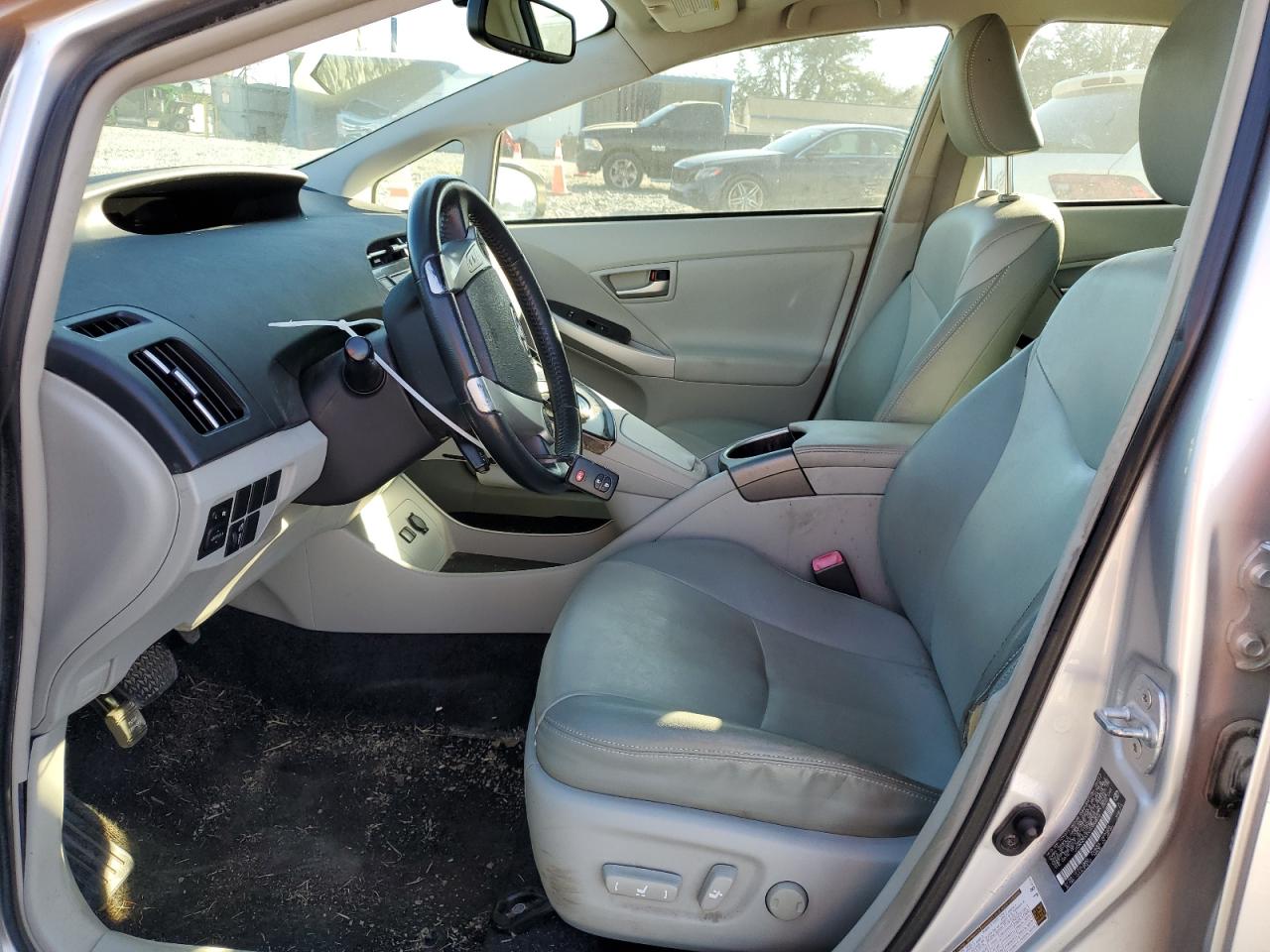 2012 Toyota Prius - Image 7