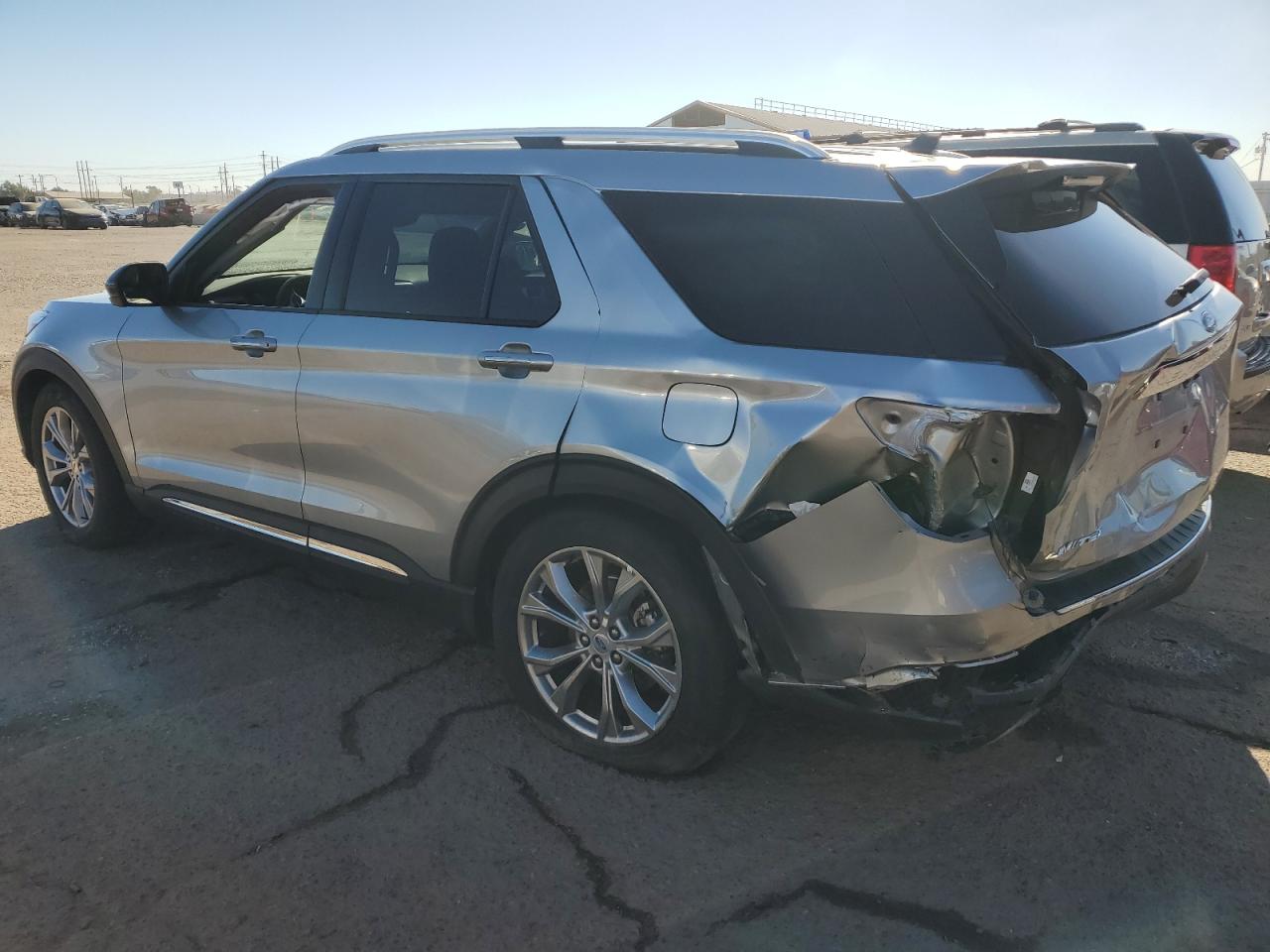 2023 Ford Explorer - Image 2