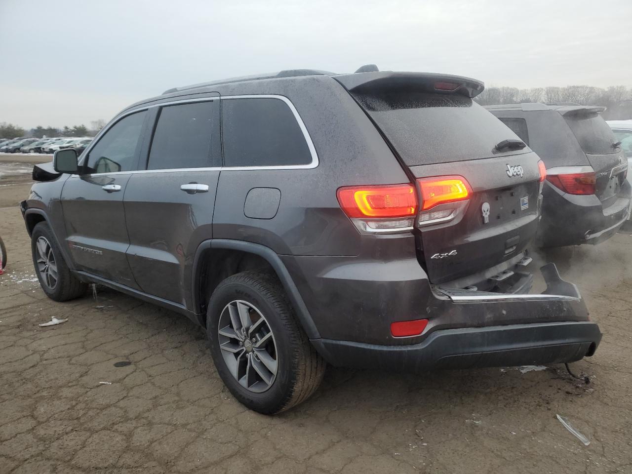 2018 Jeep Grand Cherokee - Image 2