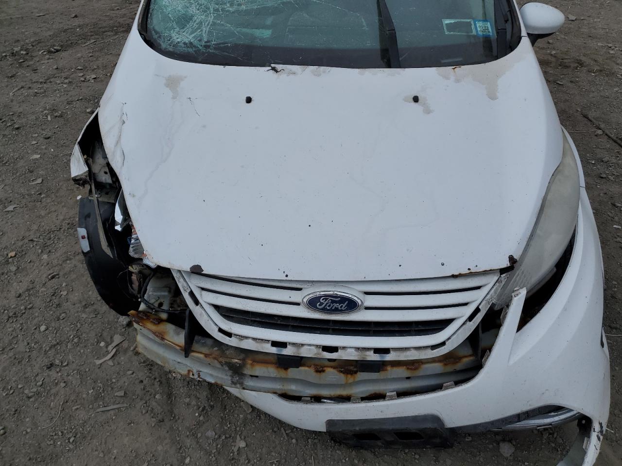 2011 Ford Fiesta - Image 12