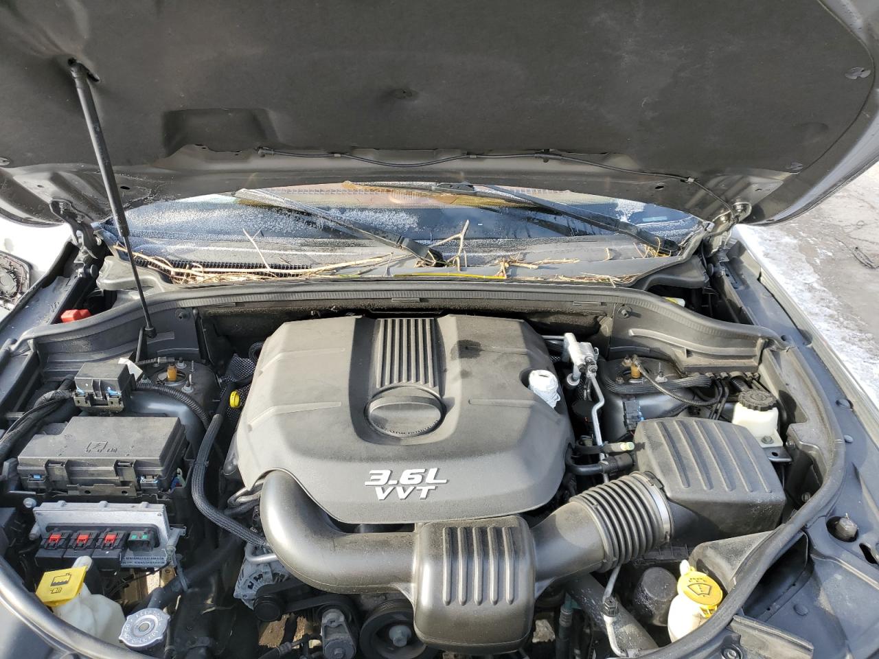 2012 Jeep Grand Cherokee - Image 14