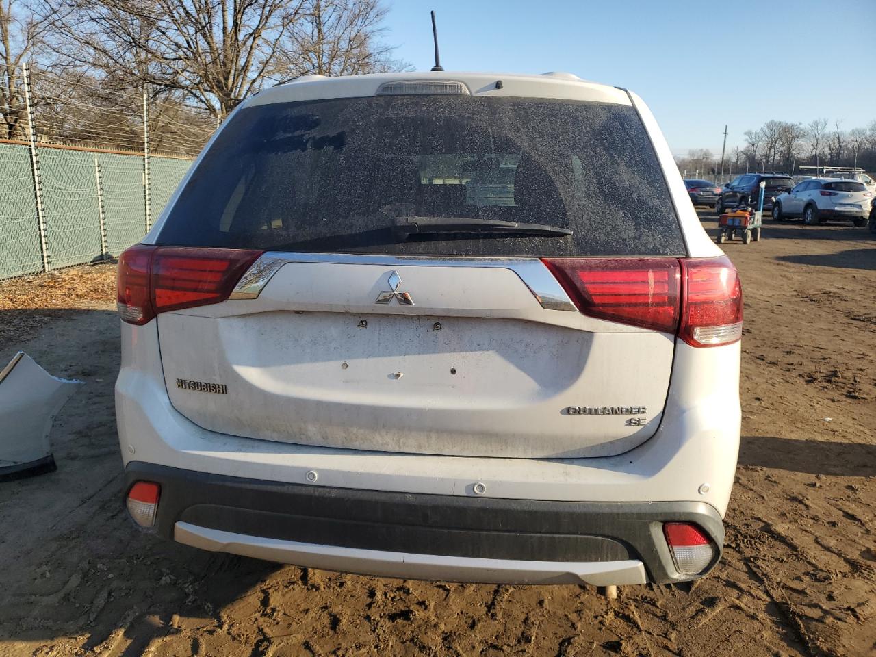 2016 Mitsubishi Outlander Se VIN: JA4AZ3A3XGZ023631 Lot: 42120365