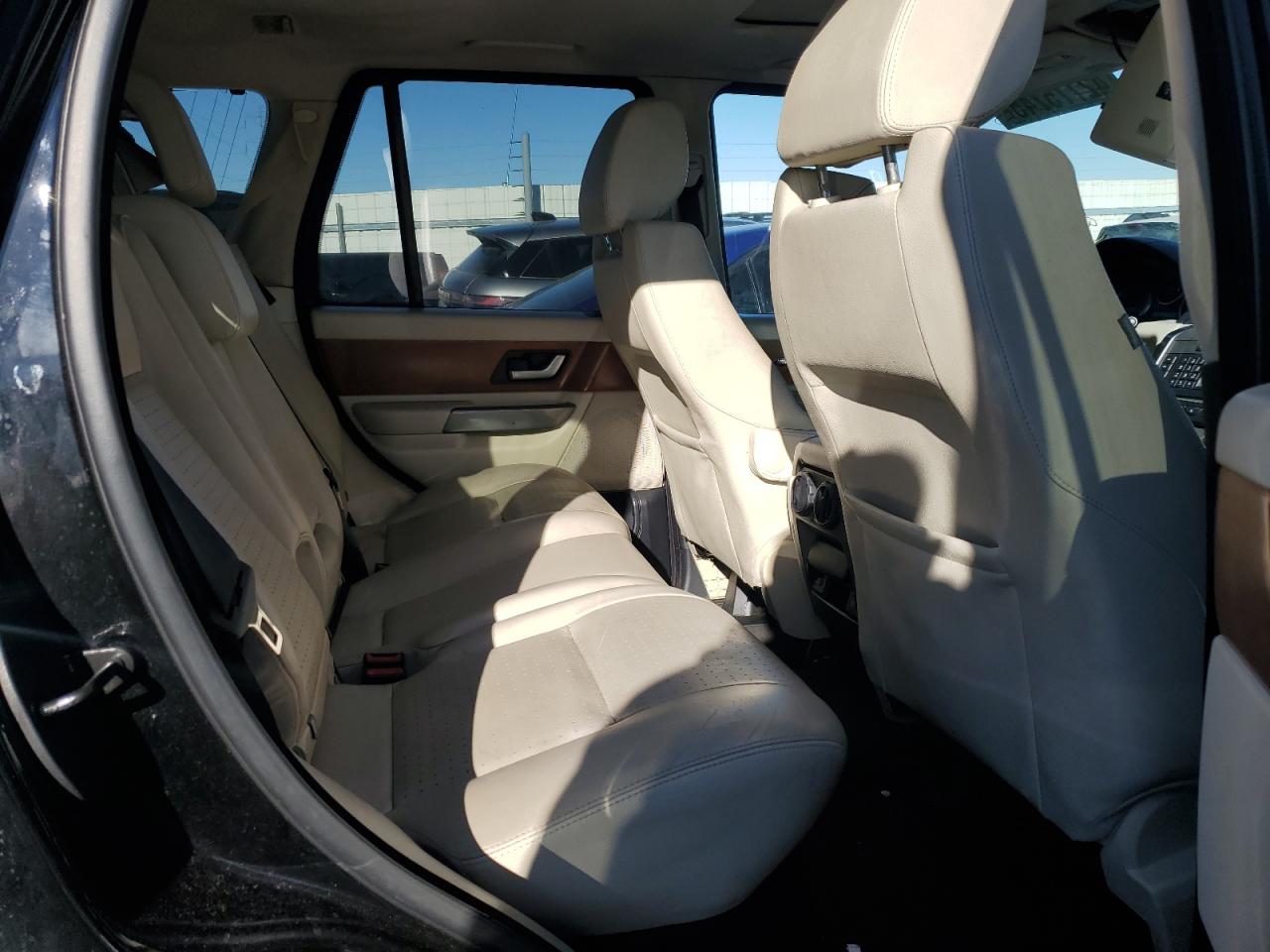 2006 Land Rover Range Rover - Image 11