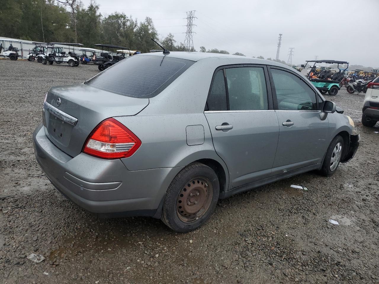 2008 Nissan Versa - Image 3