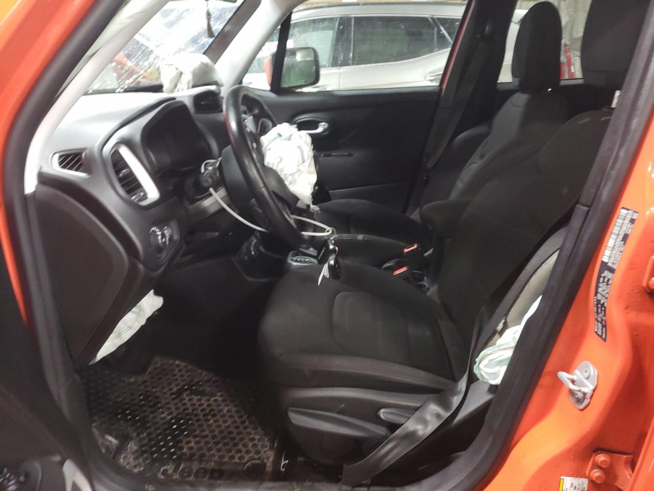 2019 Jeep Renegade - Image 7