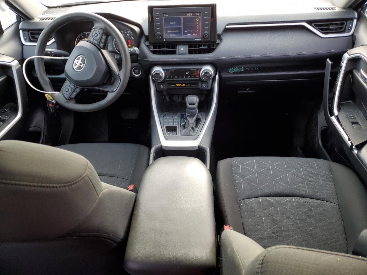 2022 Toyota RAV 4 - Image 8