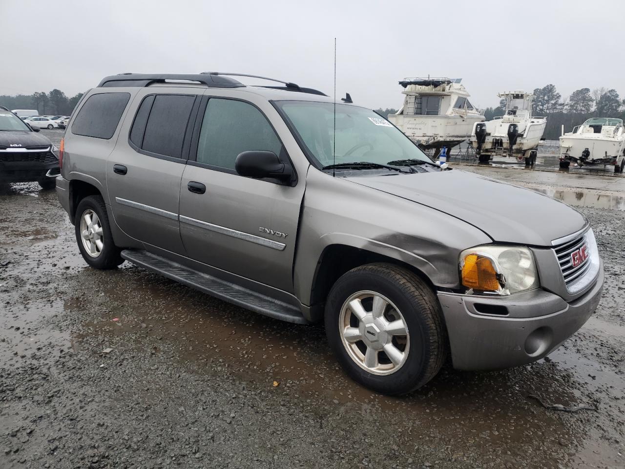 2006 GMC Envoy - Image 4