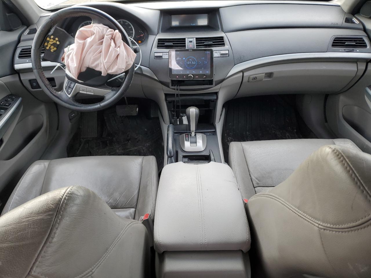 2010 Honda Accord - Image 8