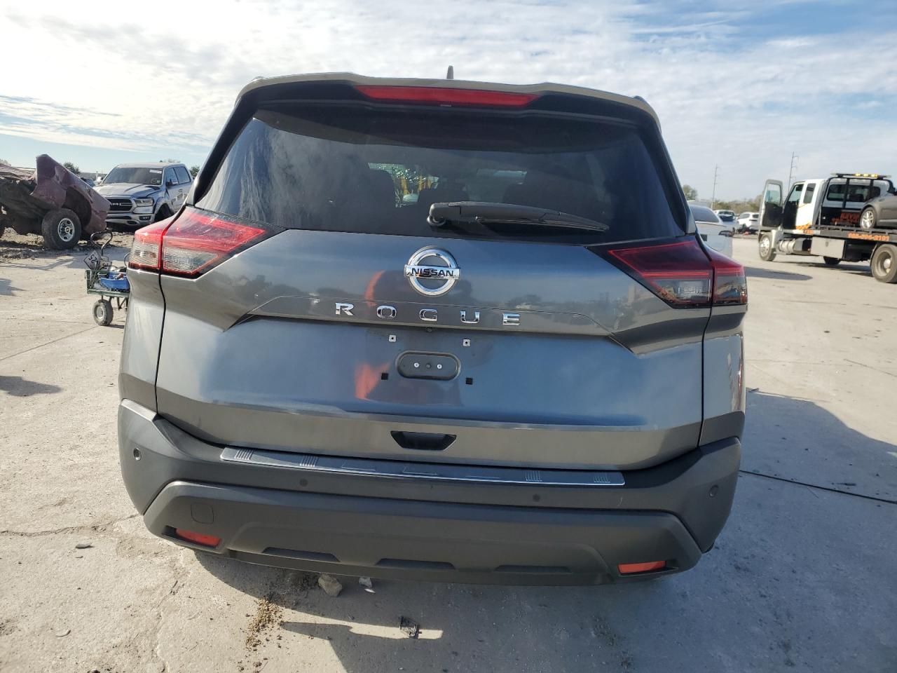 2021 Nissan Rogue - Image 6