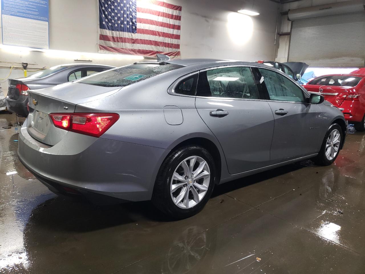 2023 Chevrolet Malibu - Image 3