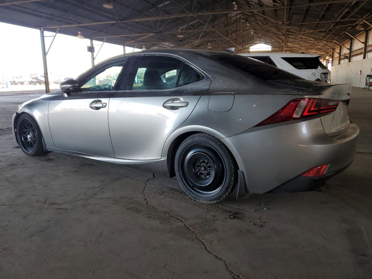 2014 Lexus IS - Image 2