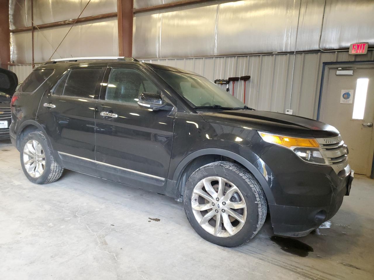 2015 Ford Explorer - Image 4