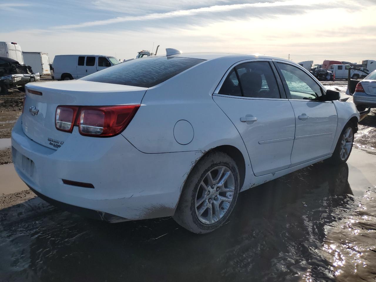 2015 Chevrolet Malibu - Image 3