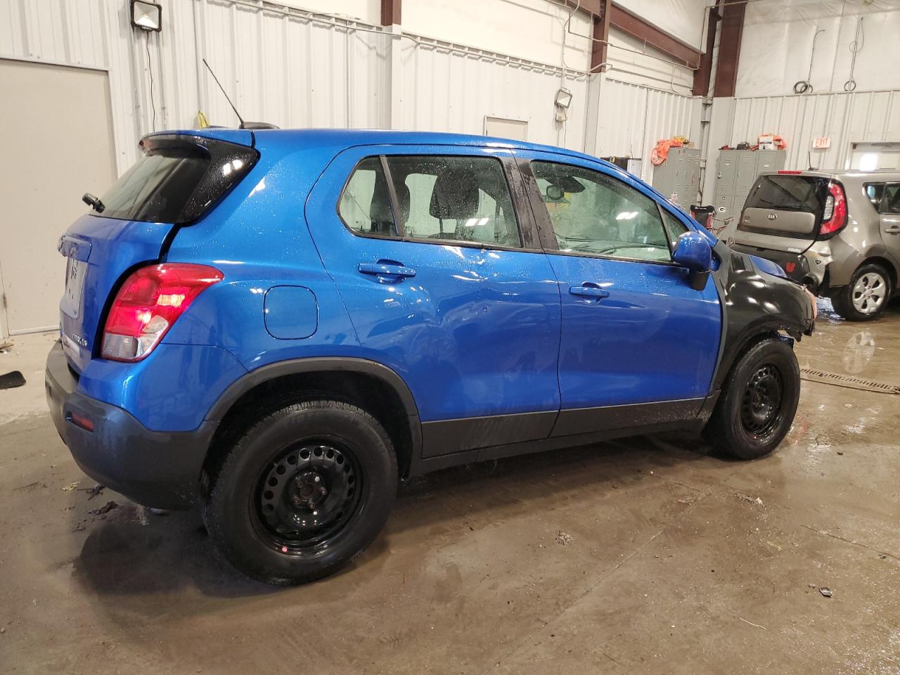 2016 Chevrolet Trax - Image 3