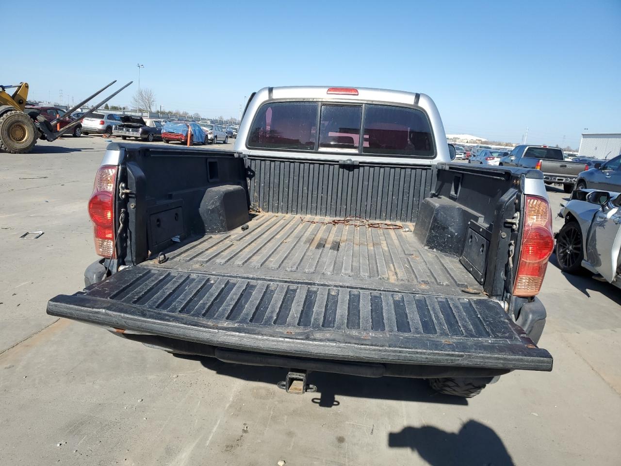 2007 Toyota Tacoma - Image 10