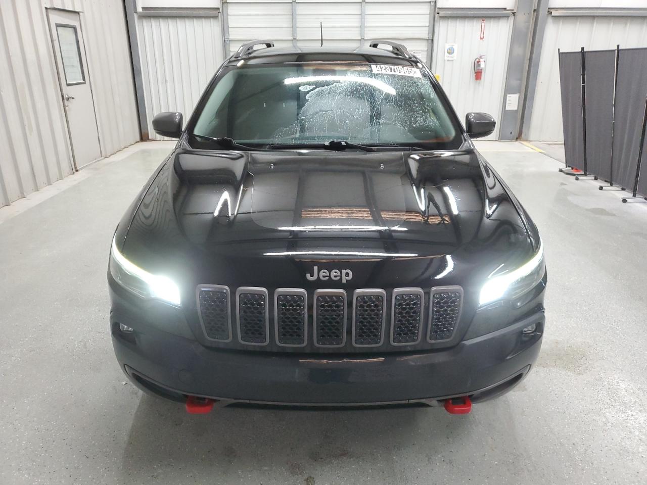 2020 Jeep Cherokee - Image 5
